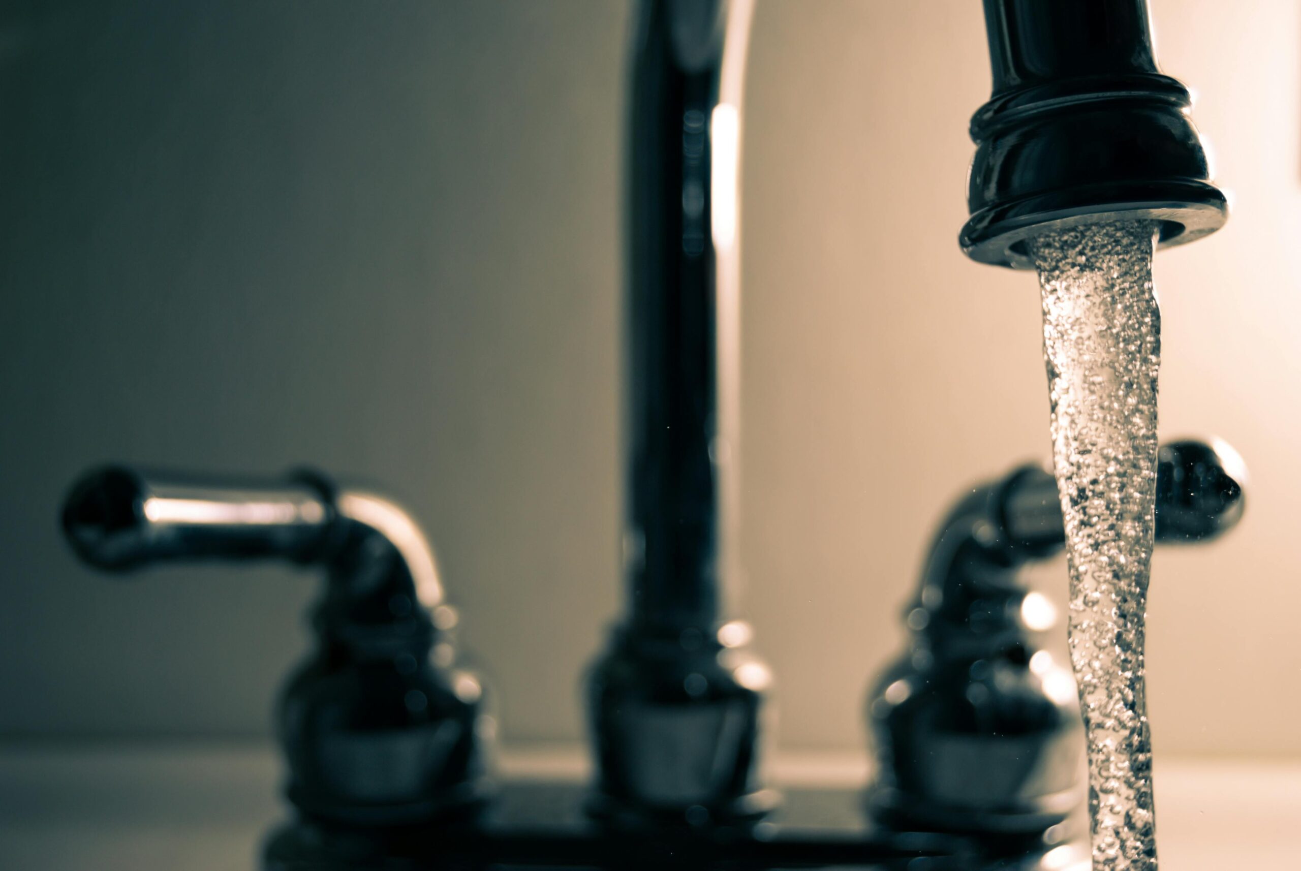 The Science of Water Stains: What Causes Them and How to Remove Them